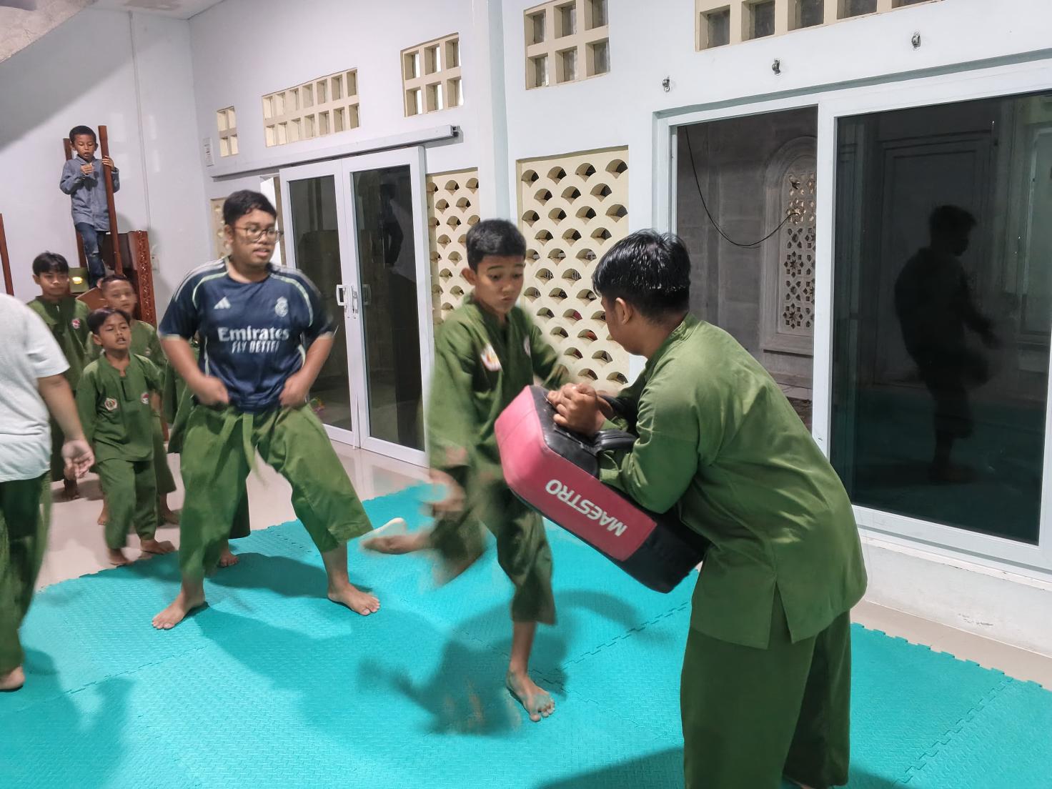 Cetak Pesilat Berkualitas, PERSINAS ASAD Banda Aceh Intensifkan Latihan Anak